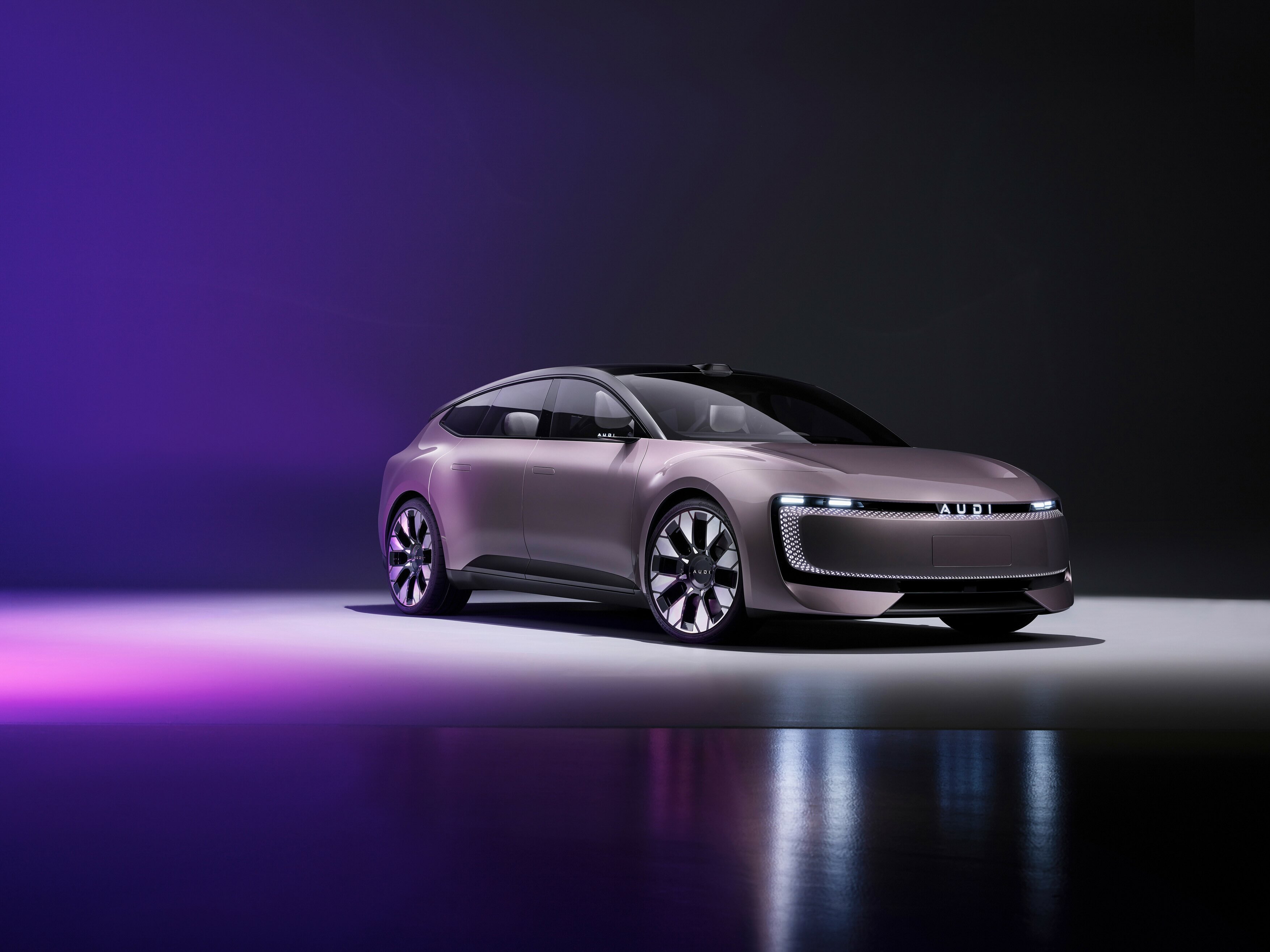 Audi E - esterno (fonte immagine: audi.com)